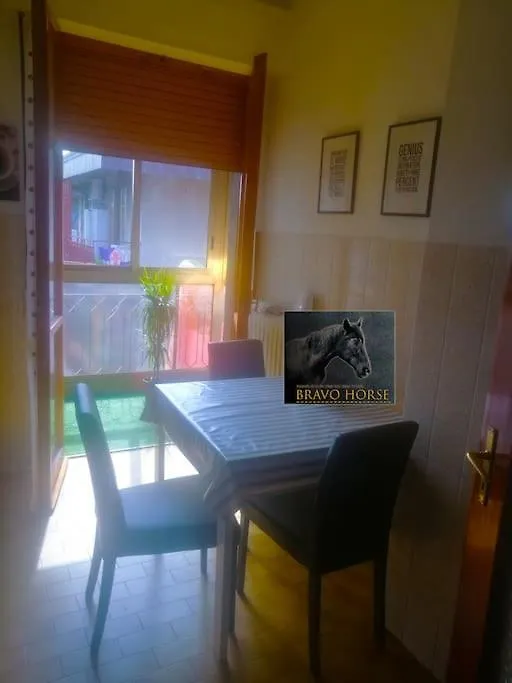 Habitación en casa particular Apartamento Bravo Horse Florencia
